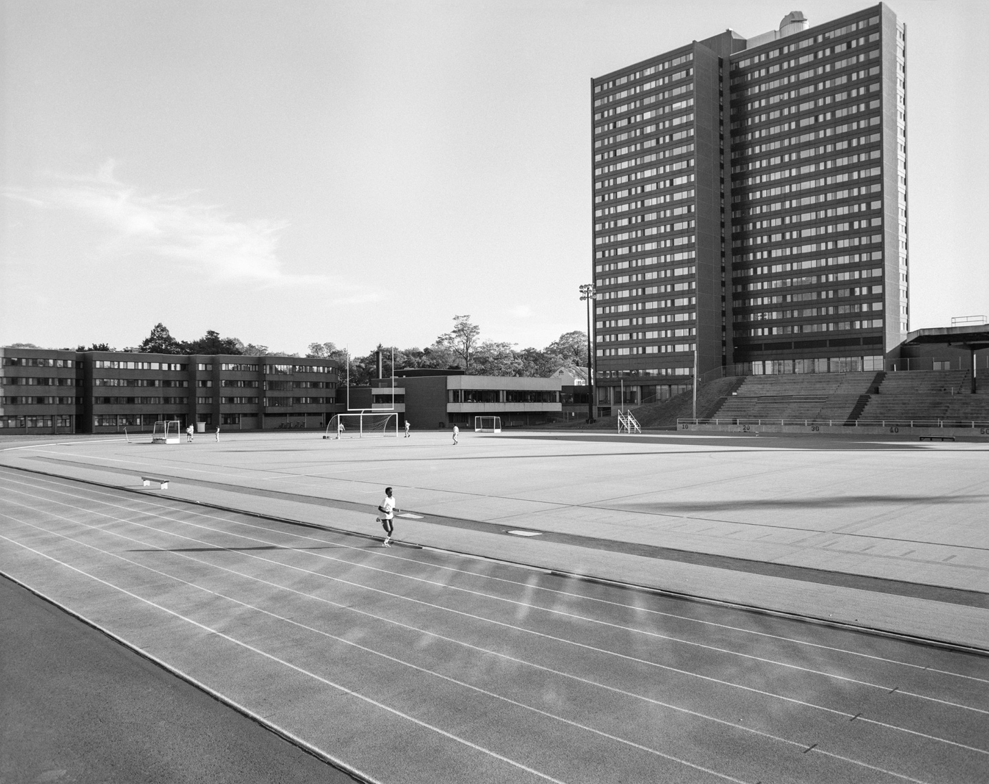 BW88_58_runner_SMU_track-Edit-Edit